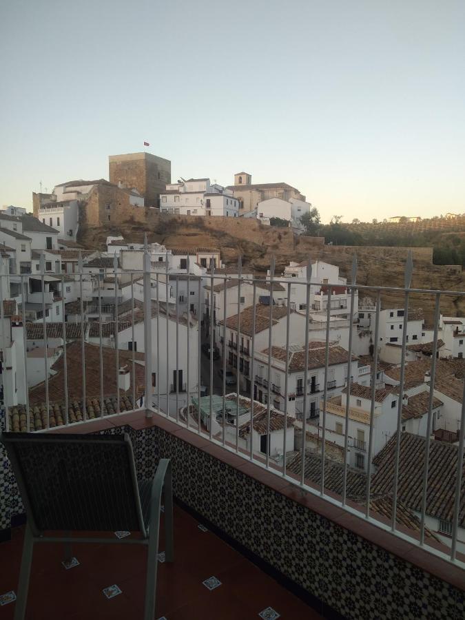 Casa De Las Lanzas Setenil De Las Bodegas Buitenkant foto